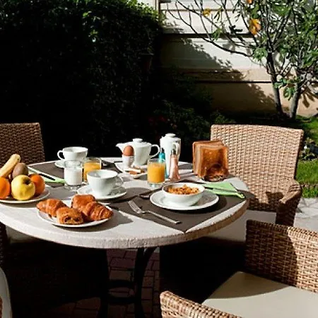 Hotel Magellan