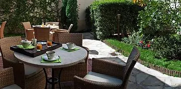 Отель Magellan 3*