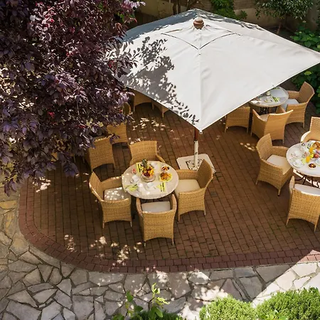 מלון Magellan 3*