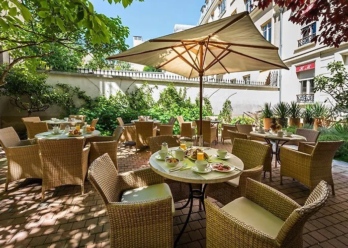 Magellan 3* Париж